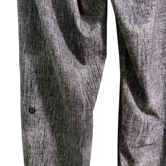 Lululemon Rollin’ With My Omies Pants Black Grey Print Women’s Size 4 - Picture 5 of 5